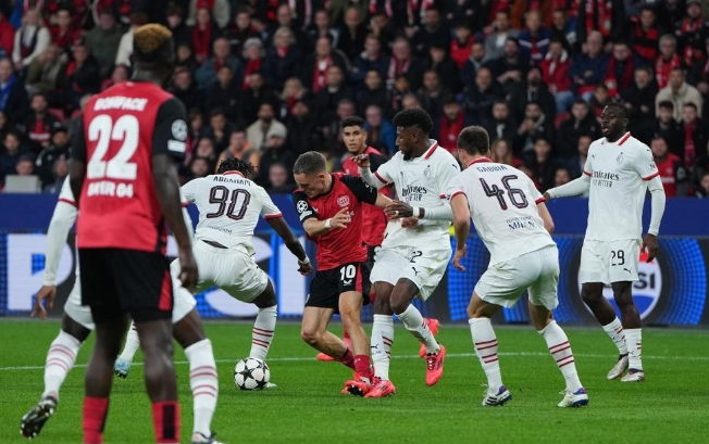 包含AC米兰再遭质疑备战德甲波特兰开拓者围绕德国杯内部沟通之后，里昂单刀错失备战社区盾的词条